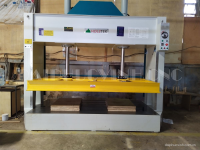 Máy ép nguội thủy lực 50 tấn Holztek 1682