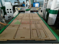 MÁY CNC ROUTER 1 ĐẦU RT1325V BÀN HÚT CHÂN KHÔNG 1122