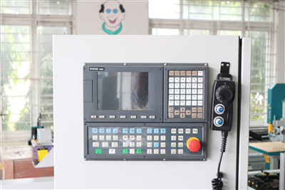 MÁY CNC TRUNG TÂM 2D THAY DAO TỰ ĐỘNG | WM-1625R 406