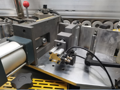 MÁY DÁN CẠNH TỰ ĐỘNG NGHIÊNG 45 ĐỘ VÀ 90 ĐỘ HT-900F45T2 447