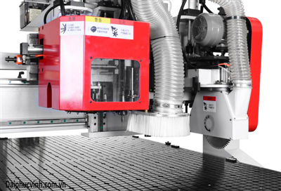 MÁY CNC TRUNG TÂM THAY DAO TỰ ĐỘNG + TRỤC CƯA ĐA HƯỚNG  WM-1625RS 474