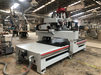 MÁY CNC TRUNG TÂM THAY DAO TỰ ĐỘNG + TRỤC CƯA ĐA HƯỚNG  WM-1625RS 475