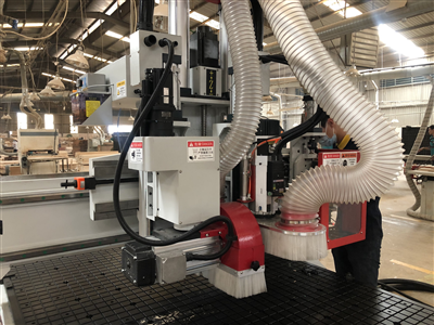 MÁY CNC TRUNG TÂM THAY DAO TỰ ĐỘNG + TRỤC CƯA ĐA HƯỚNG  WM-1625RS 479