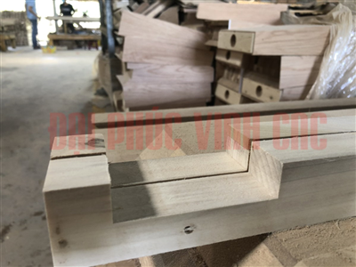 MÁY PHAY RÃNH LẮP THANG GIƯỜNG CNC 512