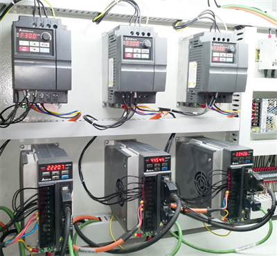 MÁY KHOAN MỘNG OVAL ÂM CNC 2 ĐẦU 553