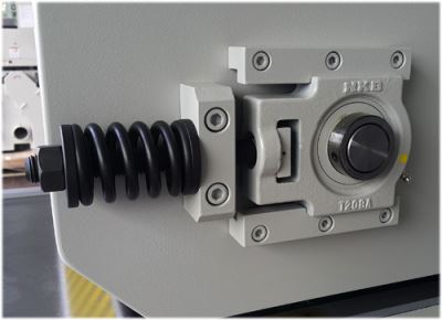 Dây chuyền sơn UV bóng cứng full ( Sơn , Sấy, Chà nhám , Băng tải ) 623