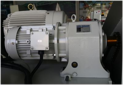 Dây chuyền sơn UV bóng cứng full ( Sơn , Sấy, Chà nhám , Băng tải ) 627