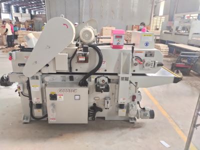 Dây chuyền sơn UV bóng cứng full ( Sơn , Sấy, Chà nhám , Băng tải ) 720