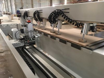 MÁY KHOAN NGANG CNC 2500MM (định vị hồng ngoại) 783