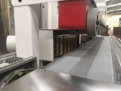 MÁY CHÀ NHÁM CẠNH TỰ ĐỘNG WM-S1W1 820