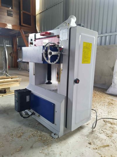 Máy bào cuốn 400mm dao xoắn 828