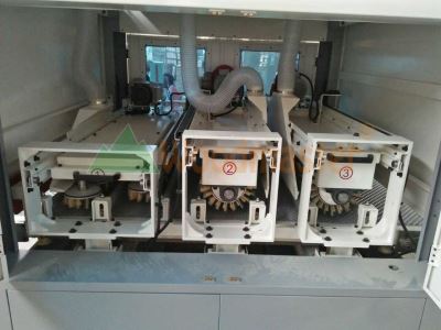 MÁY CHÀ NHÁM CHỔI 4 HÀNG TRỤC 1300MM WM-1300-P2C2 842