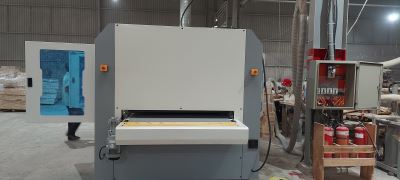 MÁY CHÀ NHÁM CHỔI 4 HÀNG TRỤC 1300MM WM-1300-P2C2 854