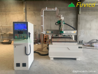 MÁY PHAY CNC ROUTER 1 ĐẦU THAY DAO TỰ ĐỘNG 3389