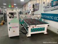 MÁY CNC 1 Đầu Bàn Hút Chân Không HT-1325V 3095