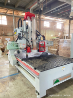 Máy CNC trung tâm thay dao tự động + trục cưa đa hướng WM-1325RS 3164