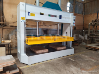 Máy ép nguội thủy lực 50 tấn Holztek 1683