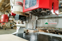 MÁY CNC TRUNG TÂM 2.5D FULL OPTION ( Phay Router - khoan 5 mặt + cưa xoay đa hướng ) 2483